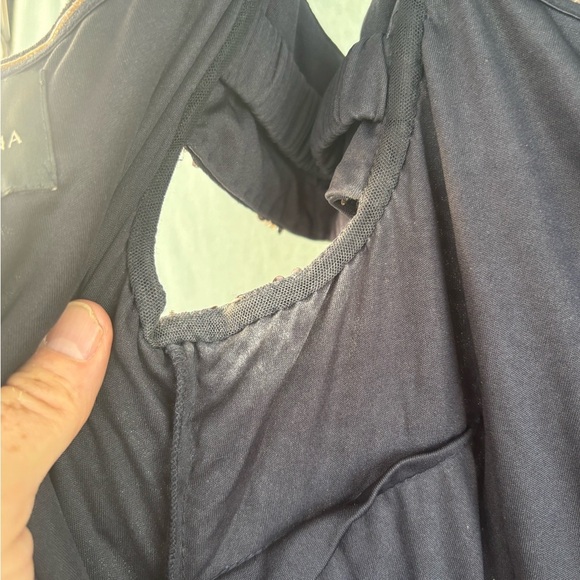 EUC Adrianna Papell Off The Shoulder Beaded Gown Size 4 Navy Blue Beaded Sequins - Picture 7 of 13